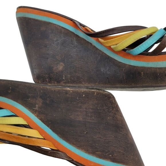 Vintage 90s BCBG Platform Wedge Sandals 9 Rainbow Strappy Wood Hippie Pride - Picture 6 of 11